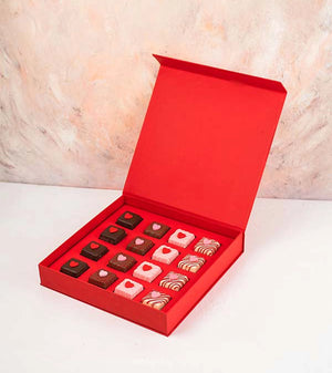 16 Assorted Chocolate - FIVEROSE.AE