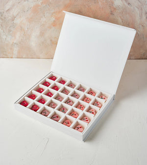 30 pcs Heart Shape Chocolates - FIVEROSE.AE